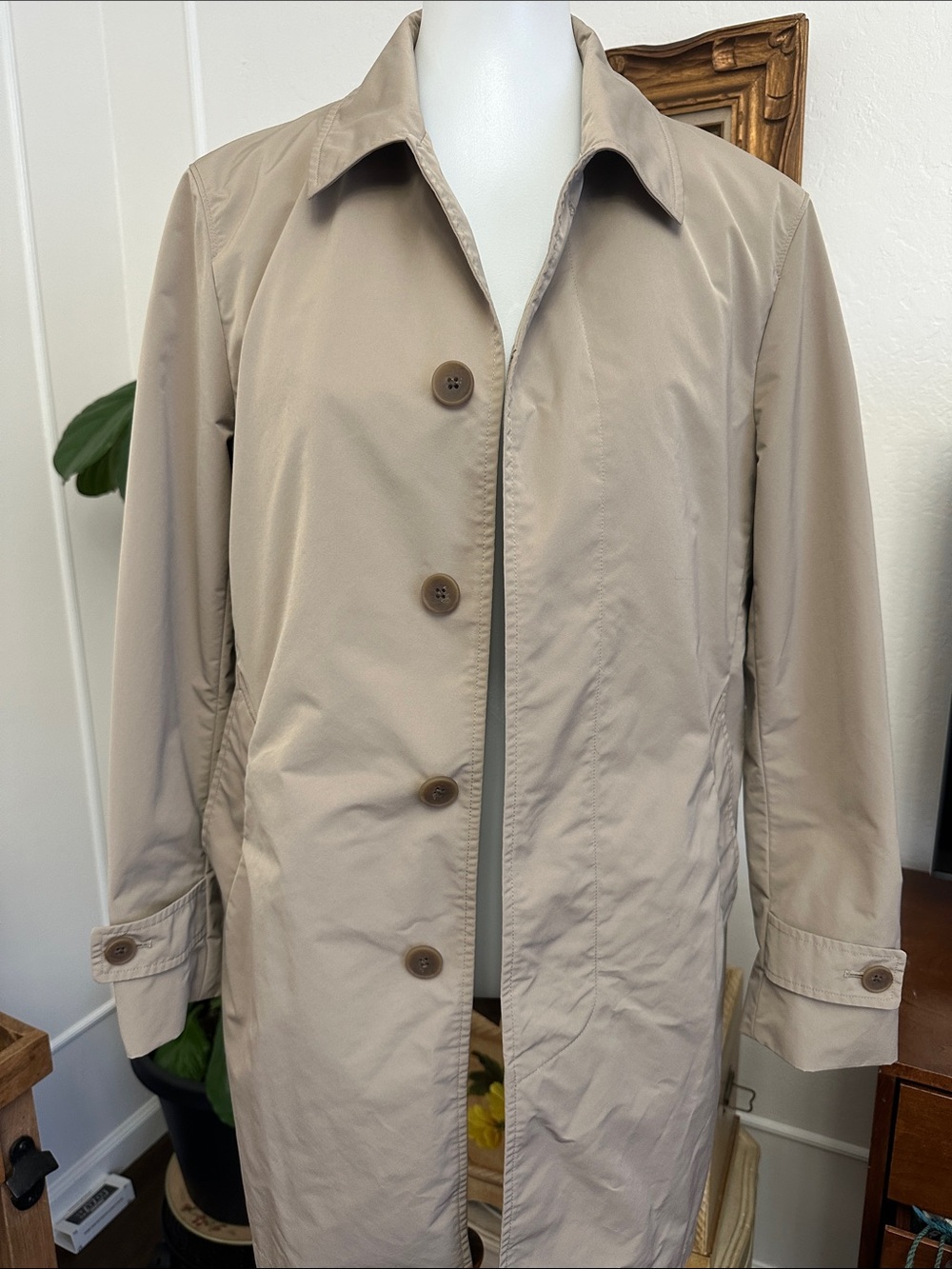 Uniqlo Light Beige Trench Coat - Button Front